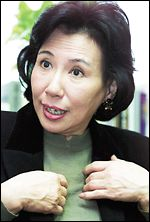 Meet Makiko Tanaka, Japanese political femme fatale. Appointed to Foreign Minister by newly elected Prime Minister Junichiro Koizumi in 2001, ... - makiko_tanaka